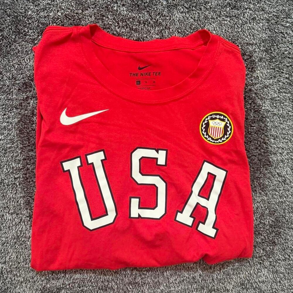 Nike Swoosh USA Soccer Sports Dri fit Tee Size XL